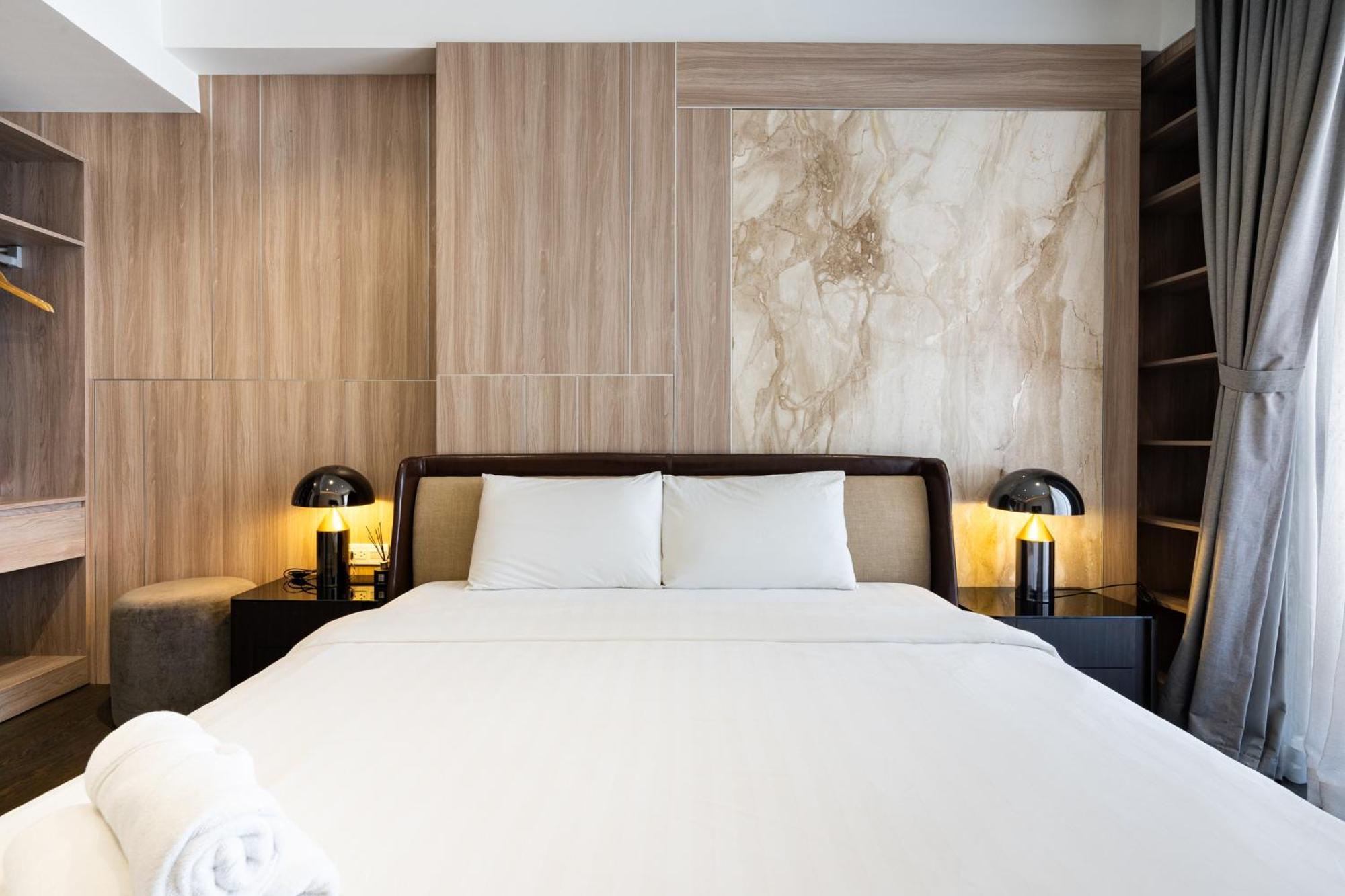 Rem Rivergate Garden Pool Signature - Free 4G Sim For 3 Nights Booking Bandar Ho Chi Minh Luaran gambar